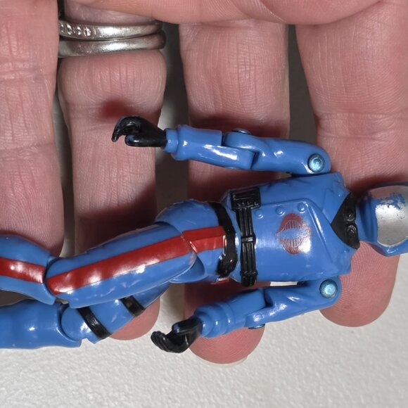 Vintage G.I. Joe Cobra Commander 1983 Swivel Arms *Scratch on mask* - Picture 5 of 5